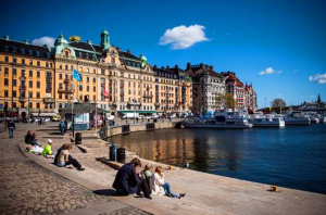 瑞典语难不难好学吗？许多外国人在瑞典讲瑞典语！
