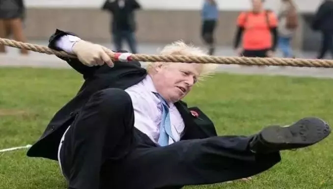 深扒英国“草根”首相鲍里斯，什么是精英教育？